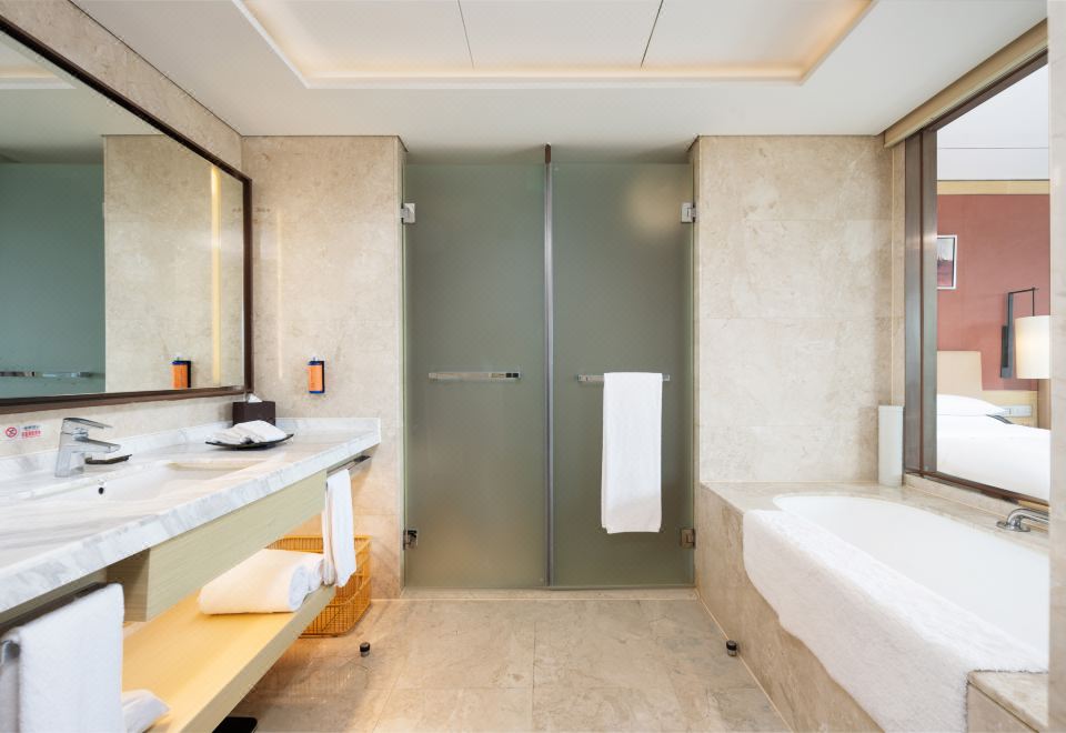 维景城景商务豪华大床间