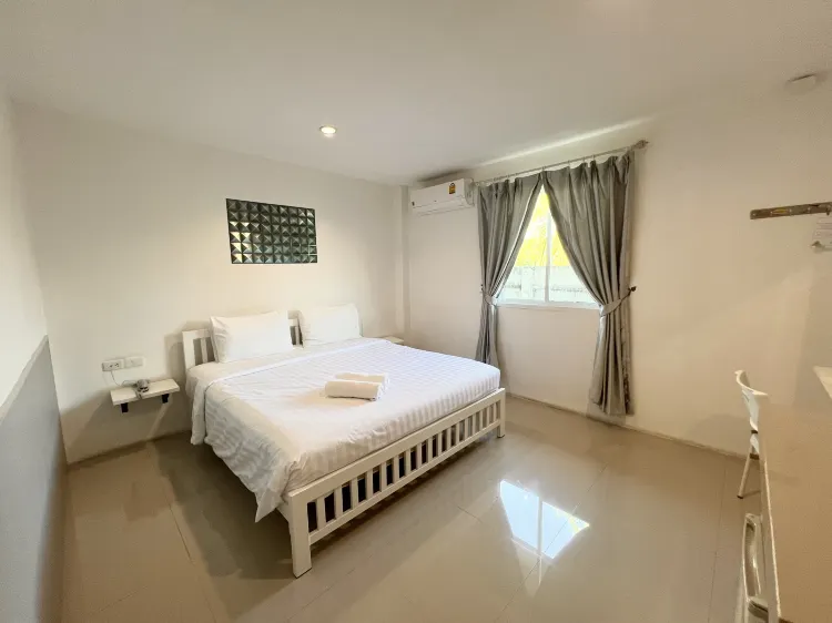 ห้องดีลักซ์ เตียงเดี่ยว ไม่มีวิว 