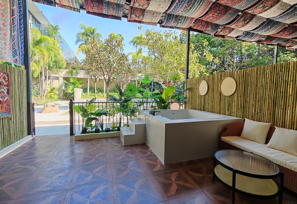 花园温泉大床房-独立庭院-私家泡池