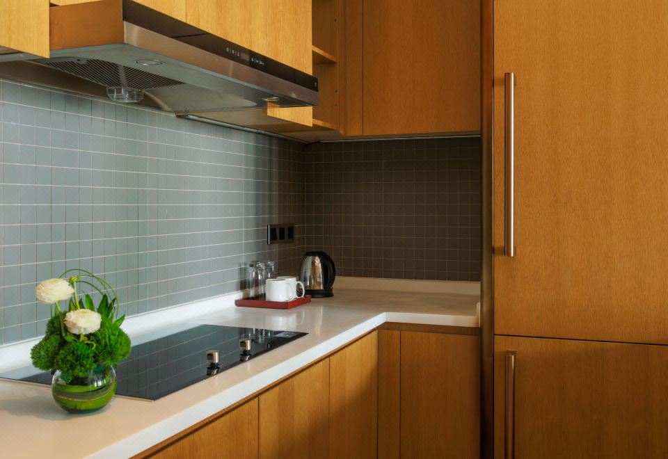 豪华海景大床房|阳台|厨房【世纪大桥胜景】