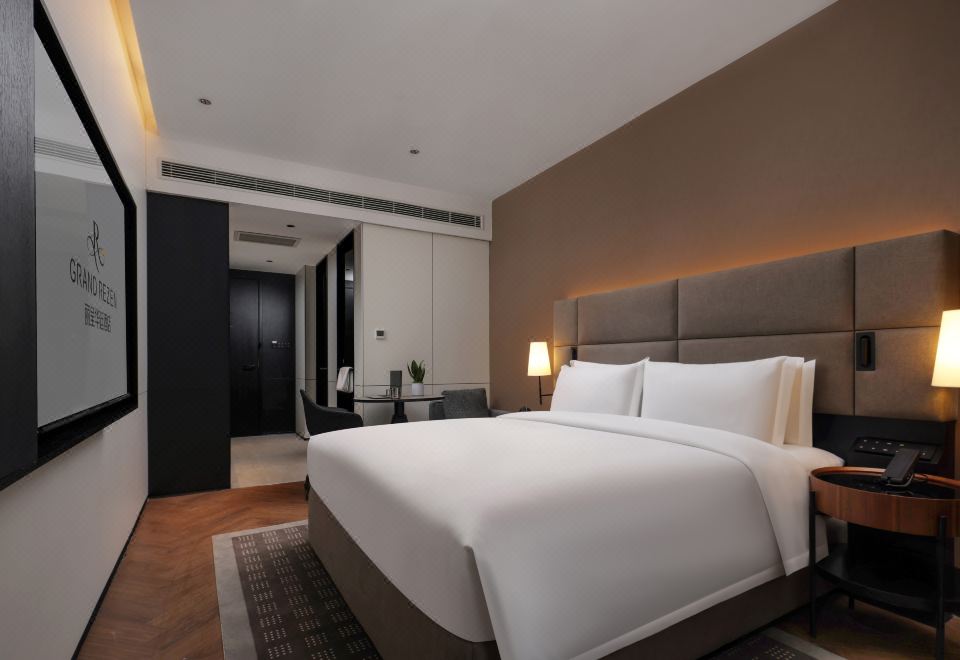 Superior Queen Room