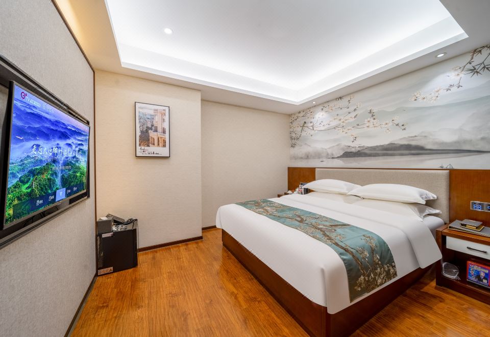 Elegant Comfy Sleep Double Bed Room