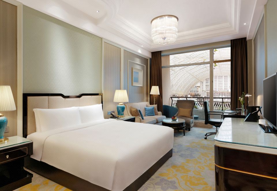 高樓層豪華大床房