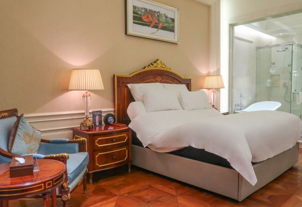 豪華水慕斯智眠房（可升降按摩床+水慕斯體膜浴機）