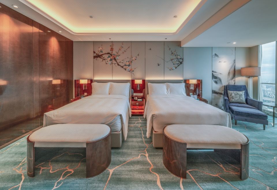 云端高空美景丨高级城景双床房