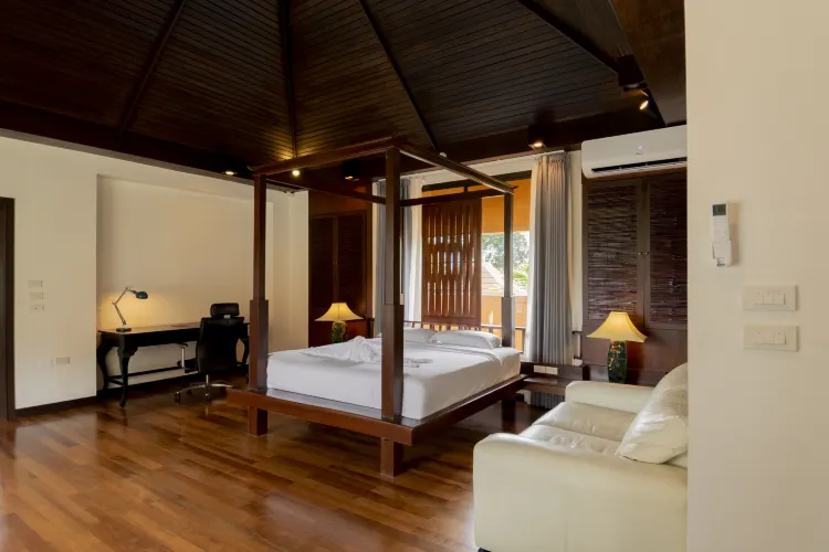 Free Minibus Sevice Private Nanny 1700 Sqm Luxury 6 Rooms Pool Villa