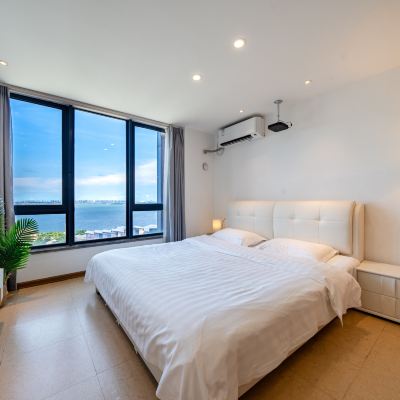 海景複式家庭三床套房（洗衣機＋冰箱＋百寸幕布+極米高清投影儀） 廈門沫汐公寓（彩虹沙灘店）優惠