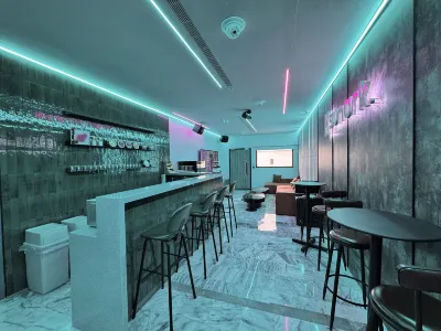 No. 9 Guangzhou(Entire Property Rental Available) Hotel di 