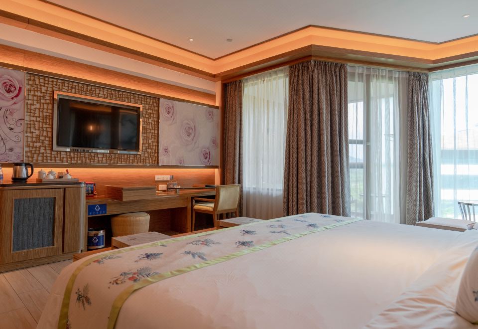 亲子多床套房-二房三床卡通主题-景观阳台-独立浴缸