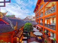Wenjun Courtyard Hotel (near metro station, English-speaking service, travel agency)