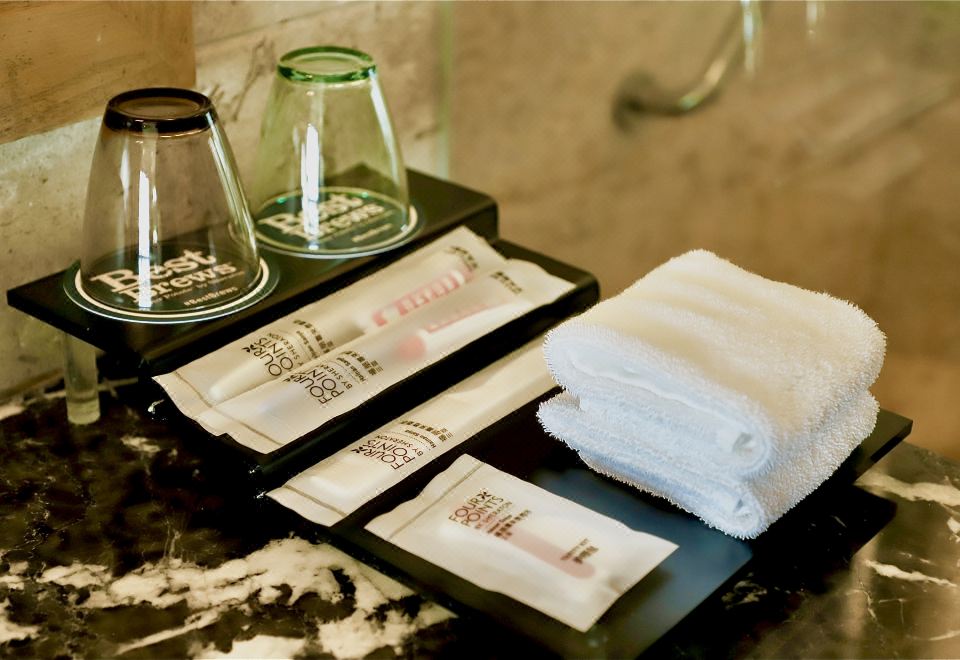 高级城市景观双床房（高楼层）