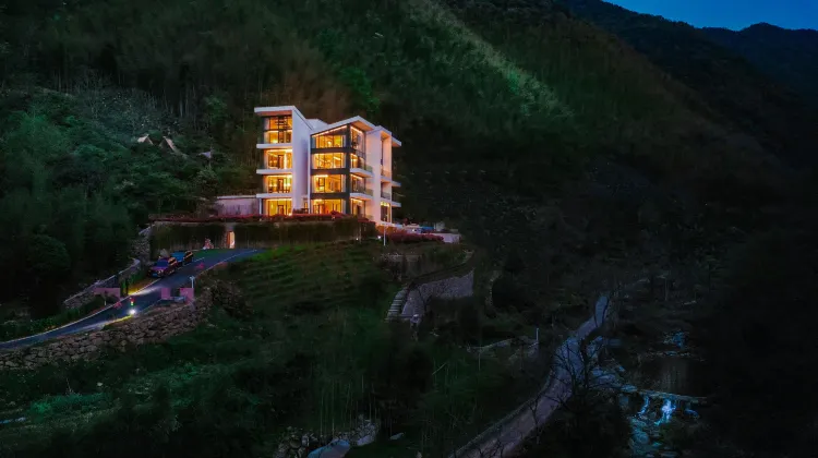 Youtan Valley·Luming Valley Hot Spring Holiday B&B (Huangshan Tangkou South Gate) 外観