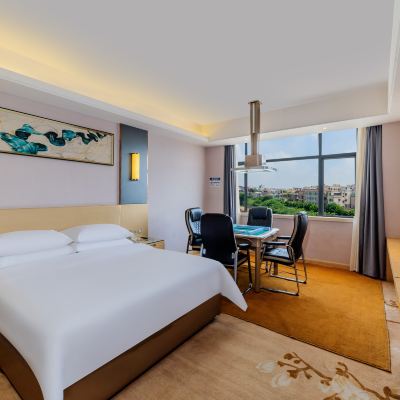 棋牌大床房 維也納酒店（中山小欖高鐵站店）優惠