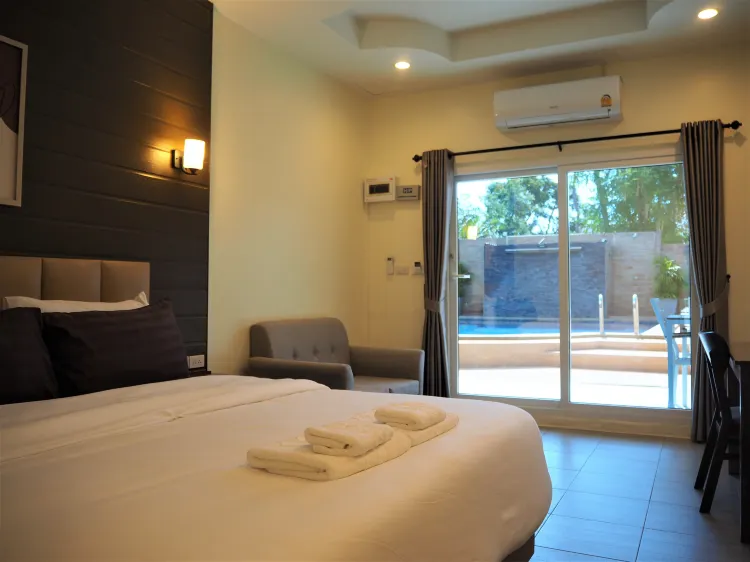 Deluxe Pool View Room With Terrace
