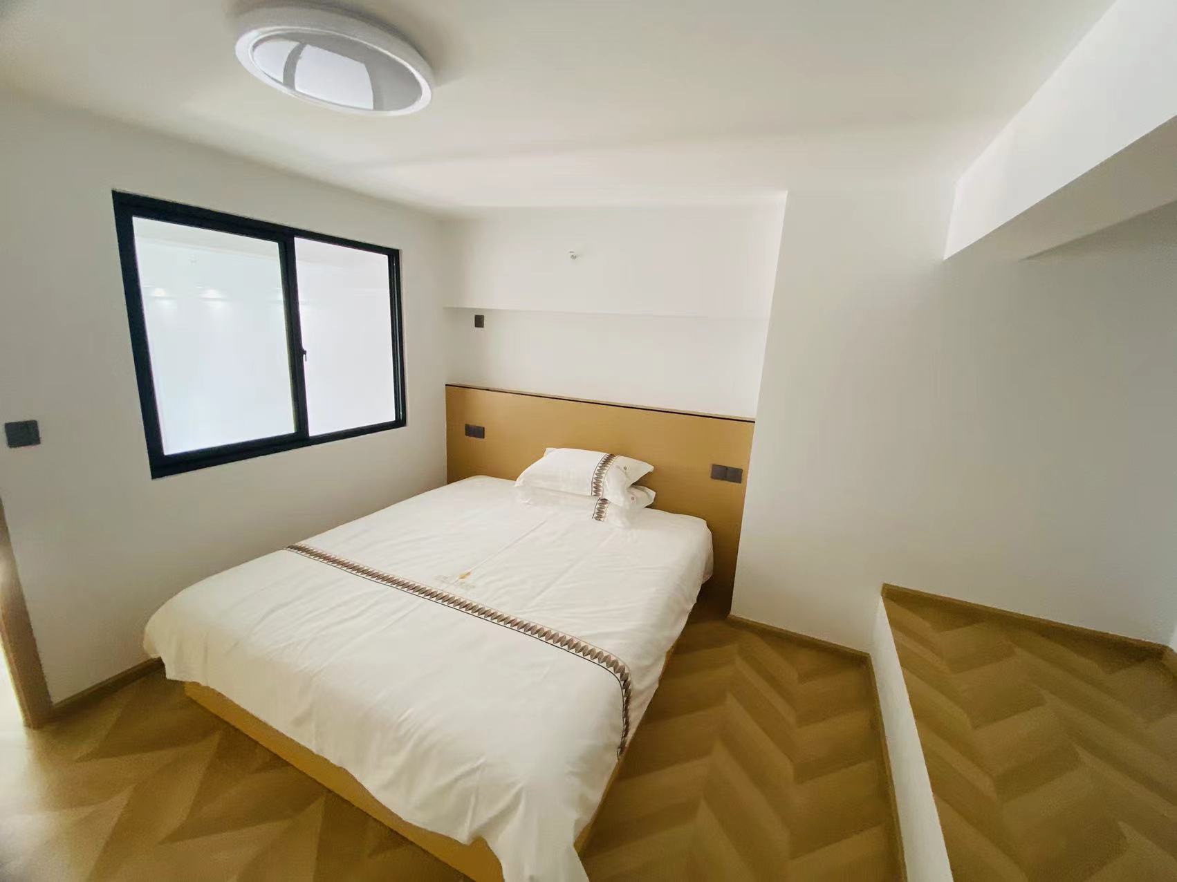 【北纬三十度】复式三室三床套房