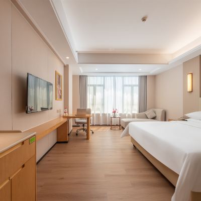 高級大床房【舒適採光】 維也納國際酒店（佛山順德均安樂滙城店）優惠