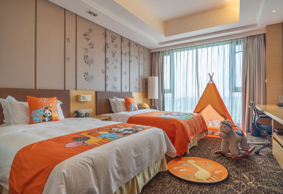 黄色动物园亲子主题房