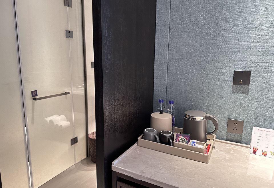 2-bed Room