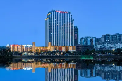 Ramada Plaza by Wyndham Hezhou North Ξενοδοχεία στην πόλη 