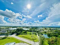 Champs Elysees King Studio + Corner Sunset View Hotels in Kampar
