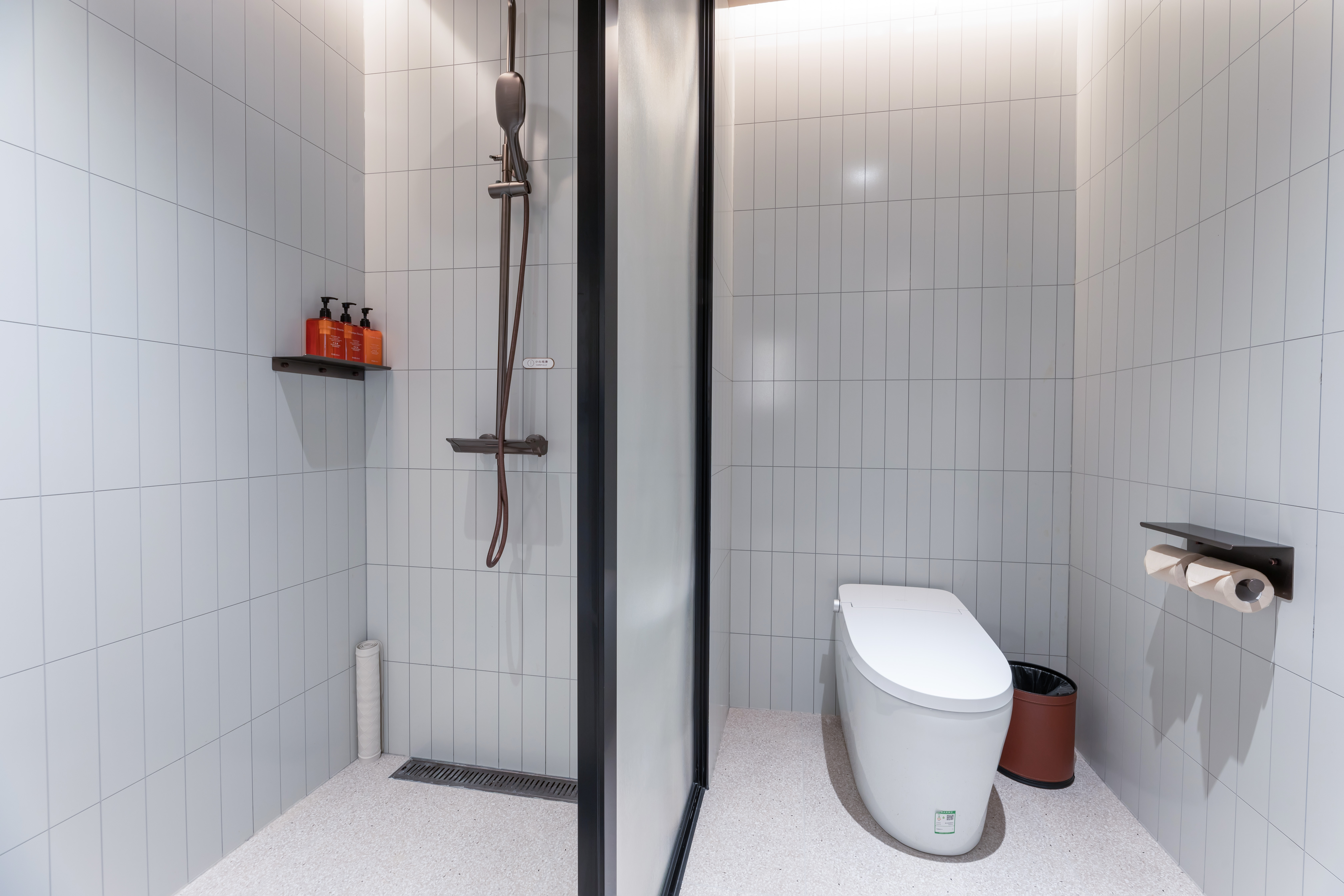 豪华大床房（智控+投屏+小冰箱）