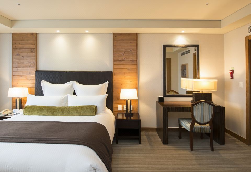 InterContinental Hotels ALPENSIA PYEONGCHANG RESORT by IHGDeluxe Suite