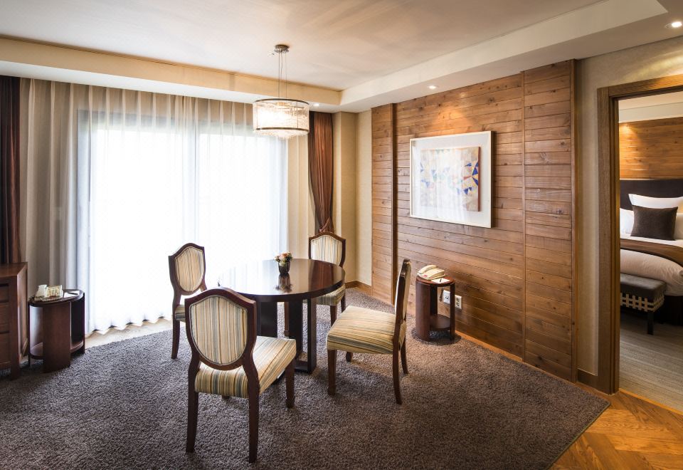 InterContinental Hotels ALPENSIA PYEONGCHANG RESORT by IHGAlpensia Suite
