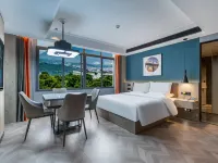 Ease Hotel (ZiGui Qu Yuan Hometown Store) Hotels in Zigui