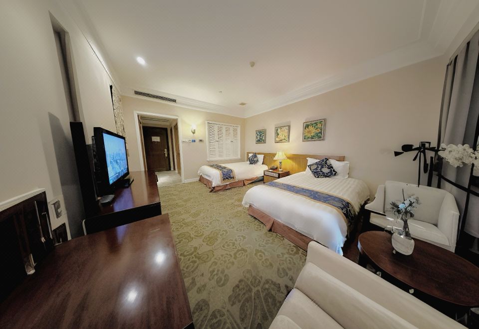 豪华湖景双床房