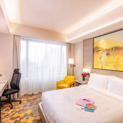 Premier King Room Royal Plaza on Scotts Promo Code
