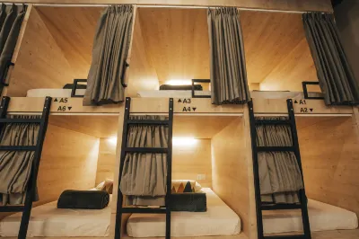 Dé Cafe & Rest House Hotels in 