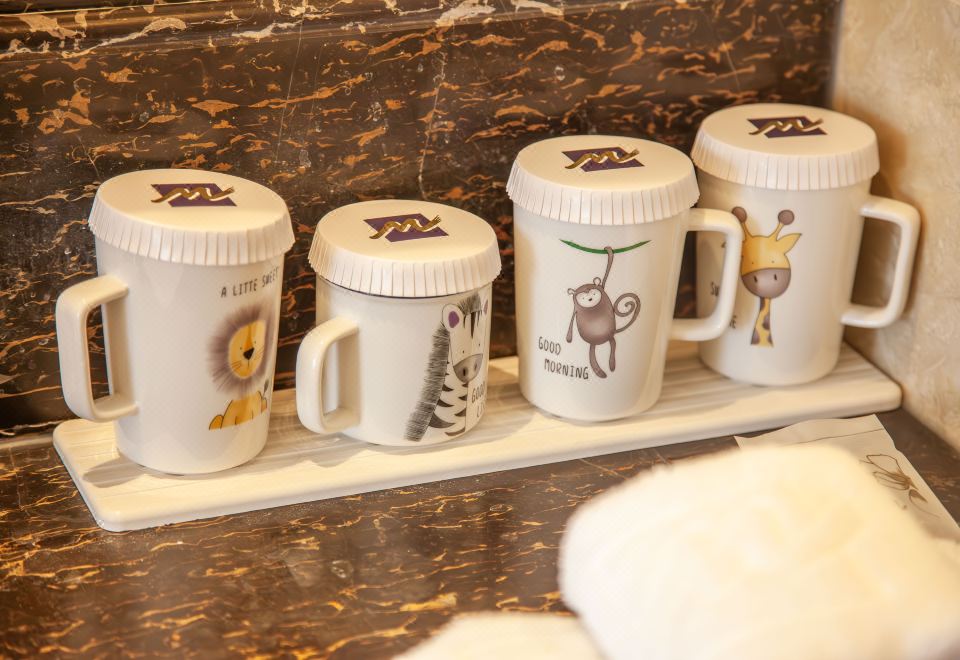 豪华家庭城景亲子房【小童帐篷滑梯+玩具图书+星空灯】