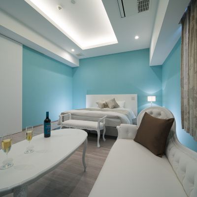 S GRADE (1 Bedroom) La Scala Promo Code