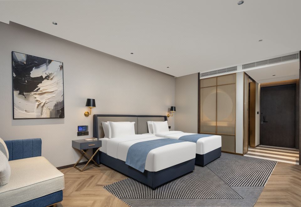 Smart 2-bed Room