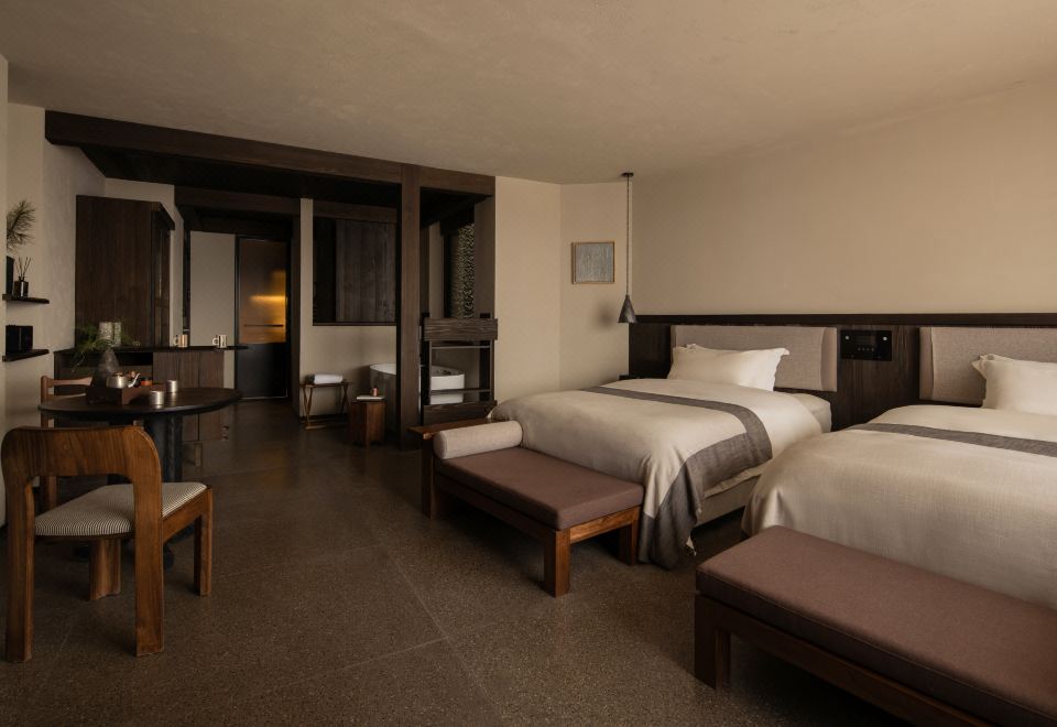 Maoding Snow Mountain View Balcony Twin Room