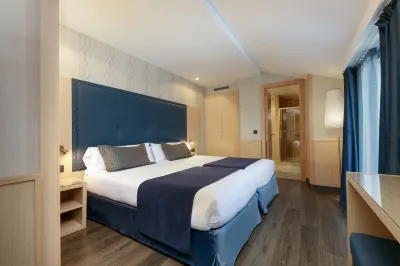 Hotel Pedro I de Aragon Отели в г. 