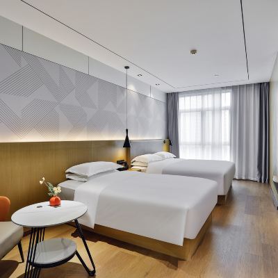 家庭房（超大衣櫃+全景落地窗） 君嶼飯店（無錫碩放機場旺莊路地鐵站店）優惠