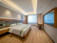 GreenTree Inn Express Hotel (Jiulong Hui Liqun Shopping Plaza) Hôtels à : Rushan