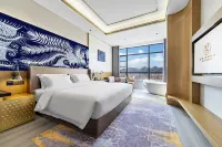 Kairna International Hotel (Huishui Tianyi Trade City)