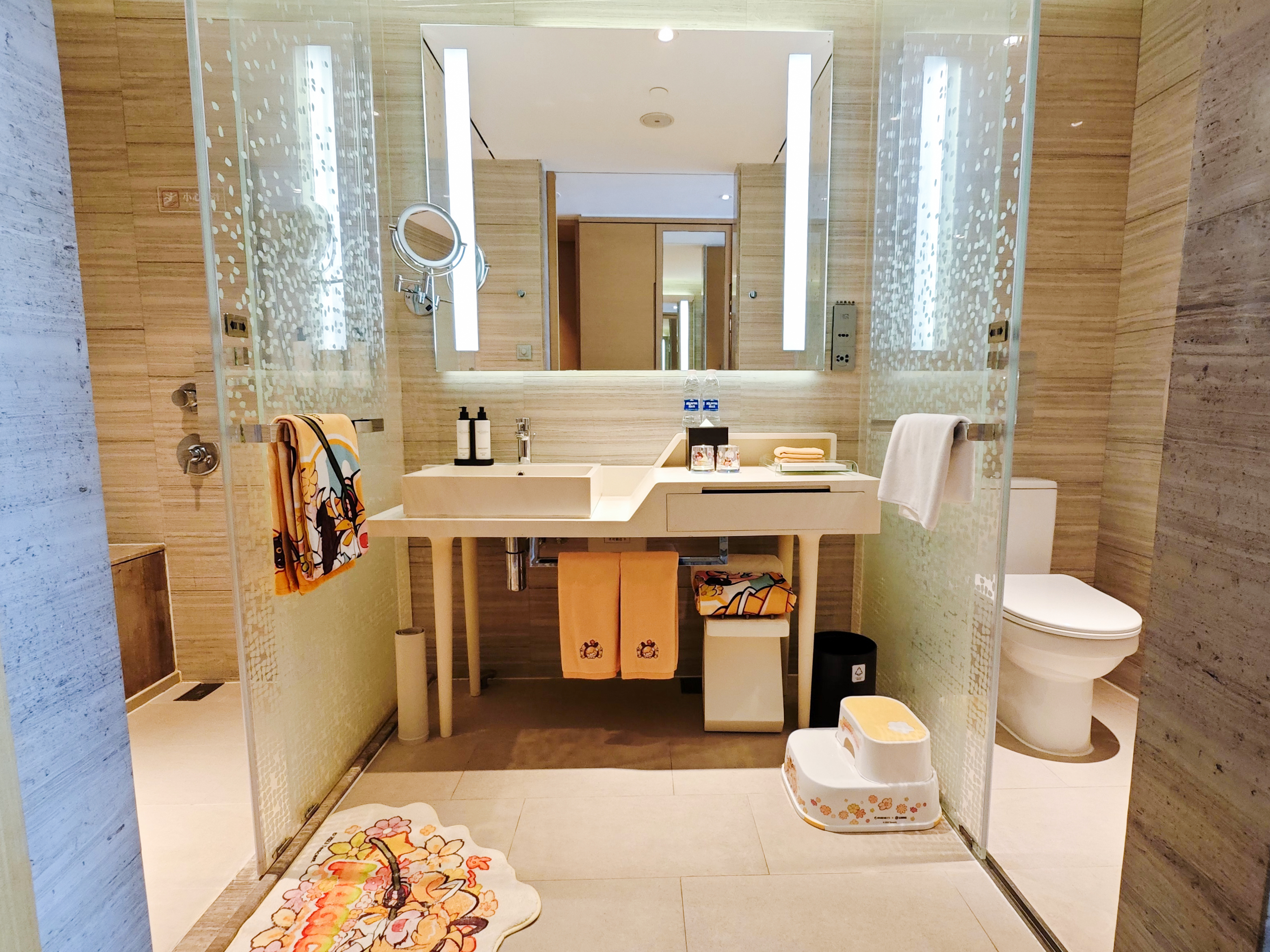 王者榮耀樂開花主題房雙床房