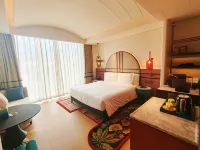 Hotel Indigo Sayram Lake