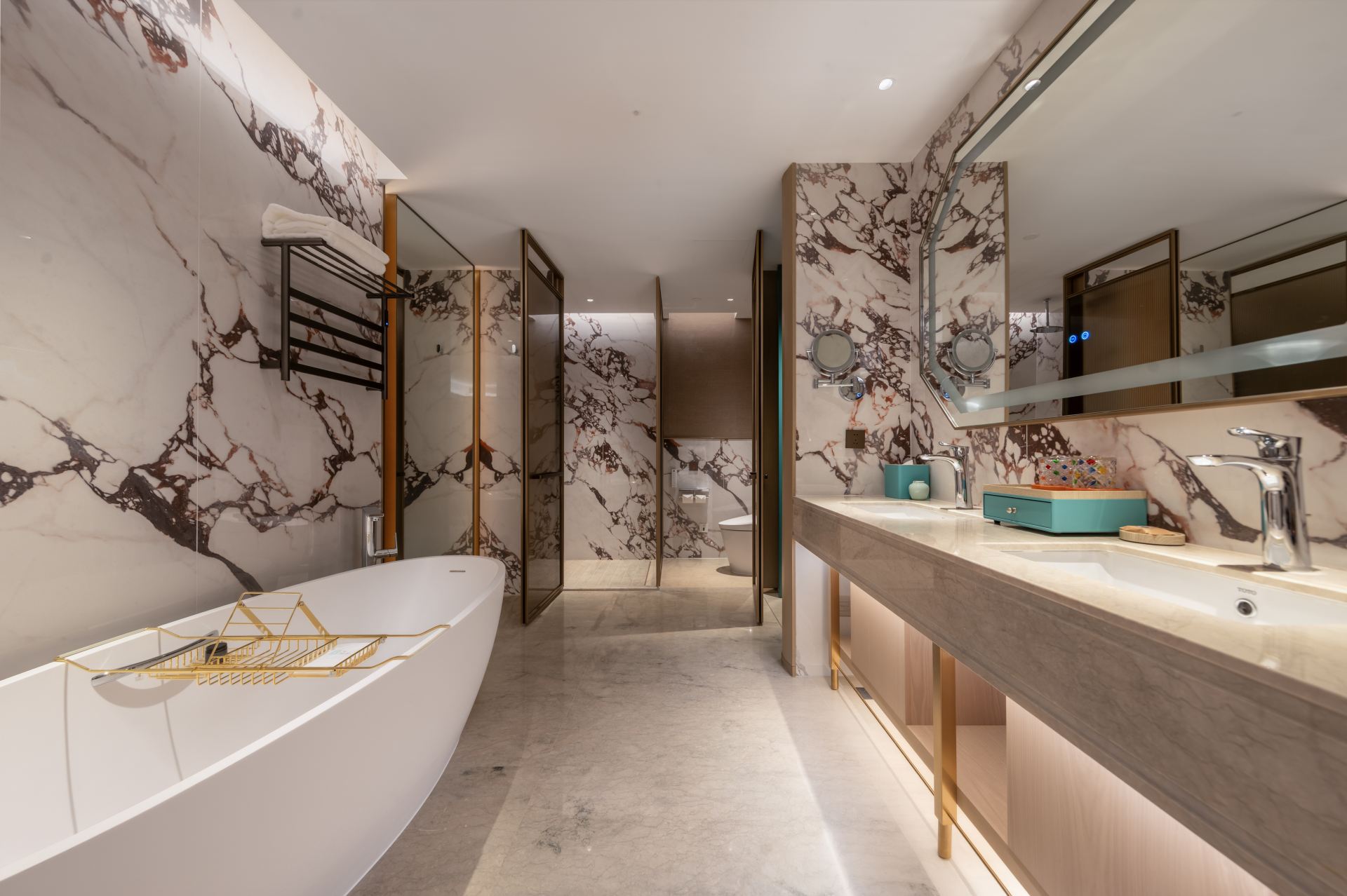 Yunxiu Scenic Suite