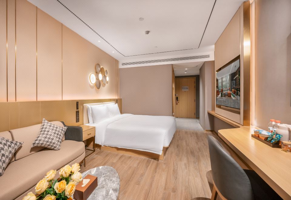 月若流金大床房（65寸智能投屏|小冰箱|全屋智能客控）