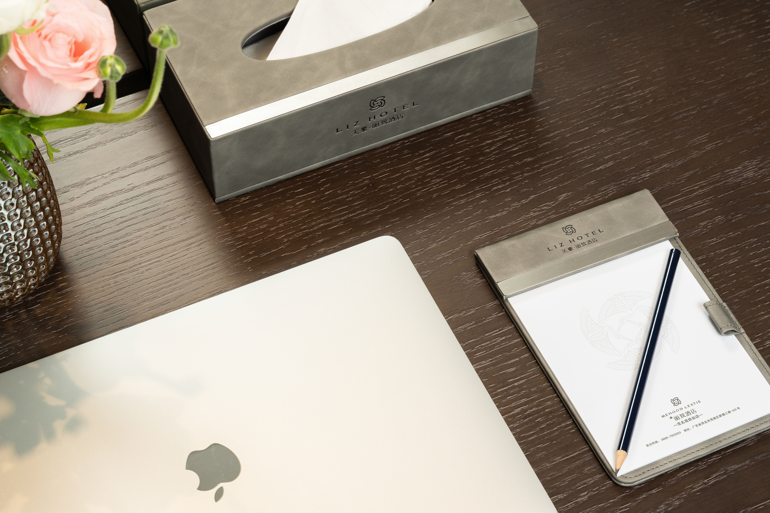 丽致轻奢大床房