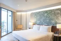 The Quarter Chaophraya by UHG