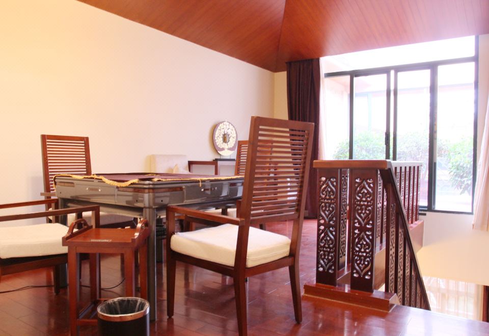 温泉复式套房（温泉水+观景大阳台+自动麻将桌）