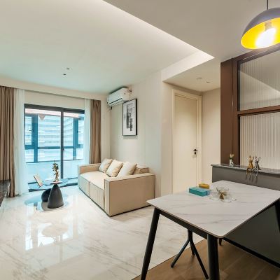 奢華舒適倆室一廳（電視-陽台-洗衣機-冰箱） 璞影巨幕飯店（廈門湖裡萬達店）優惠