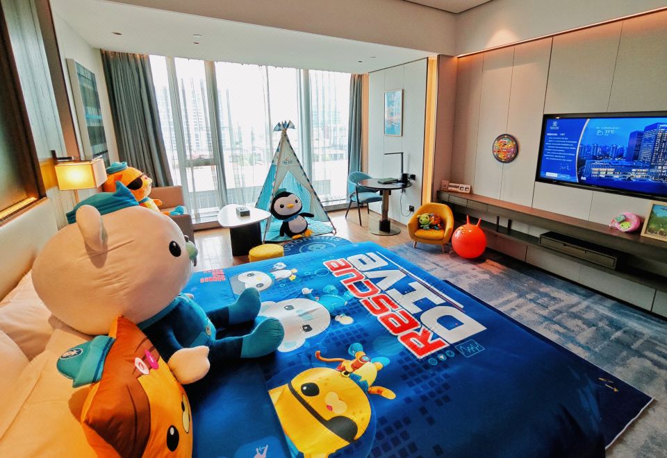 海底小縱隊主題房（大床）