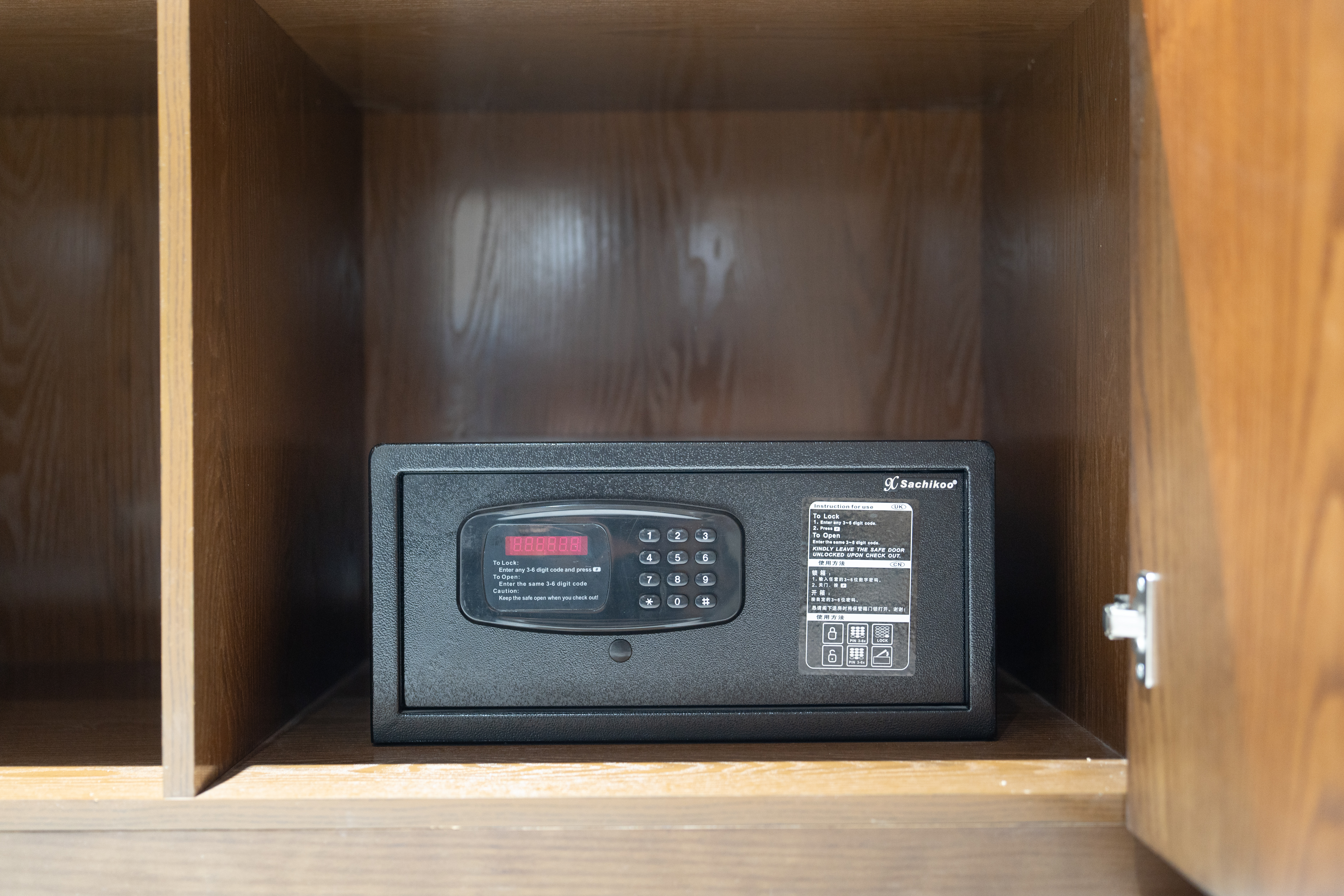 凤凰行政花园套房