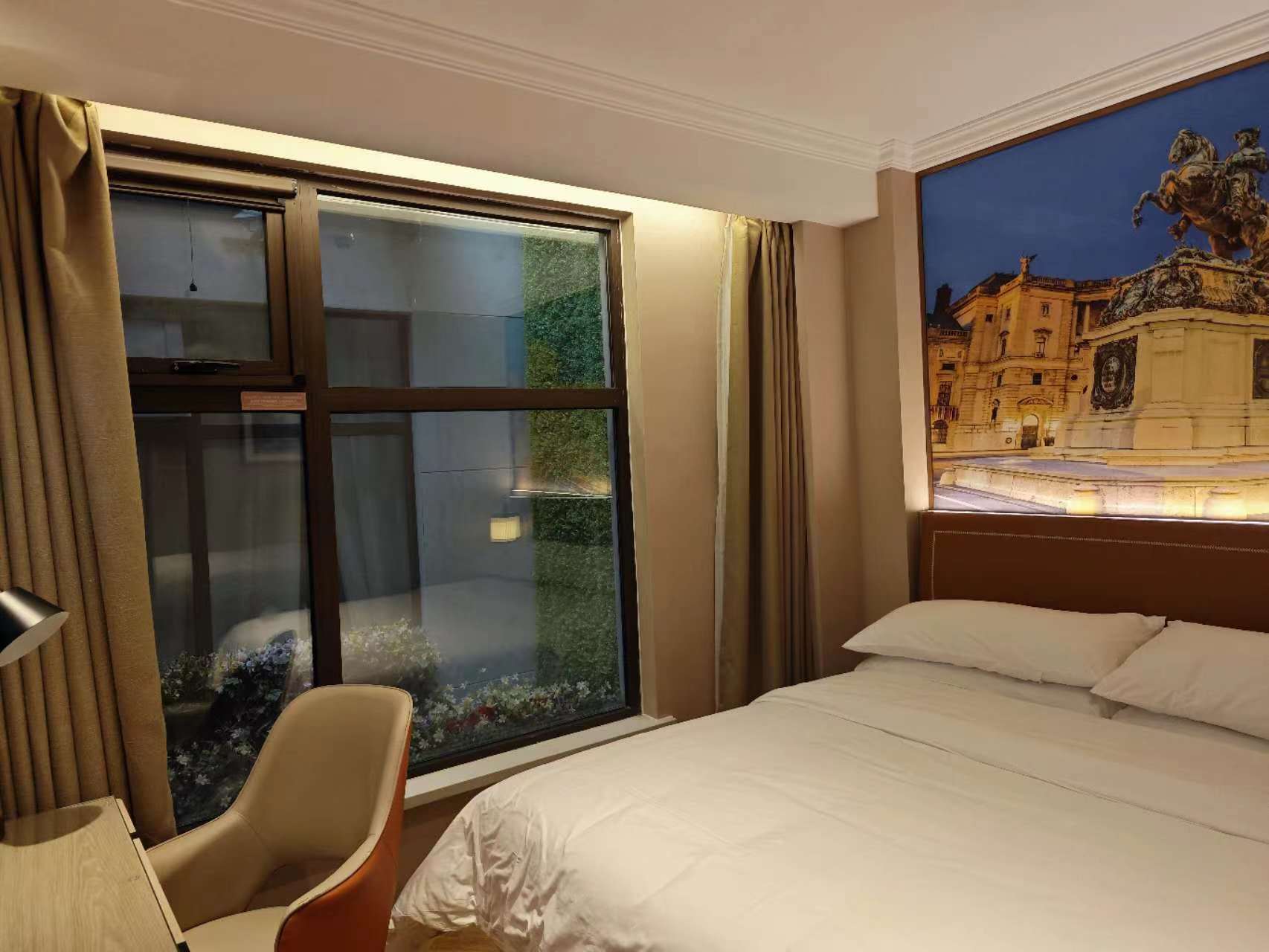 特价大床房（智能客控）